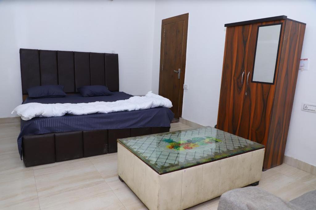 Hotel Aashirvad Faridabad Ngoại thất bức ảnh